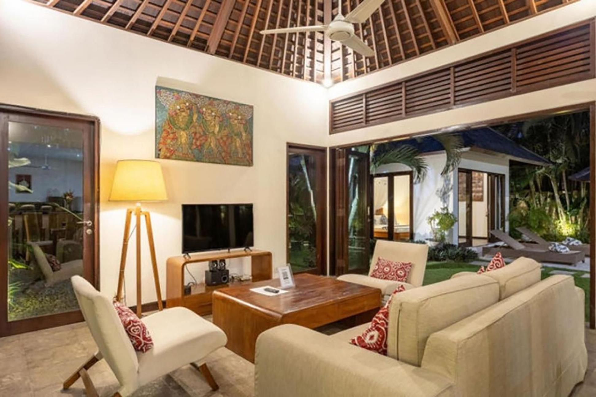 Villa Tiga Mangga By Optimum Bali Villas Семіньяк Екстер'єр фото